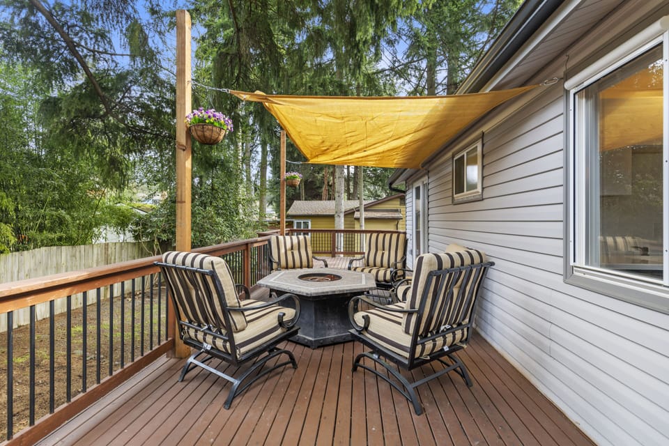 balcony with outdoor furnitures