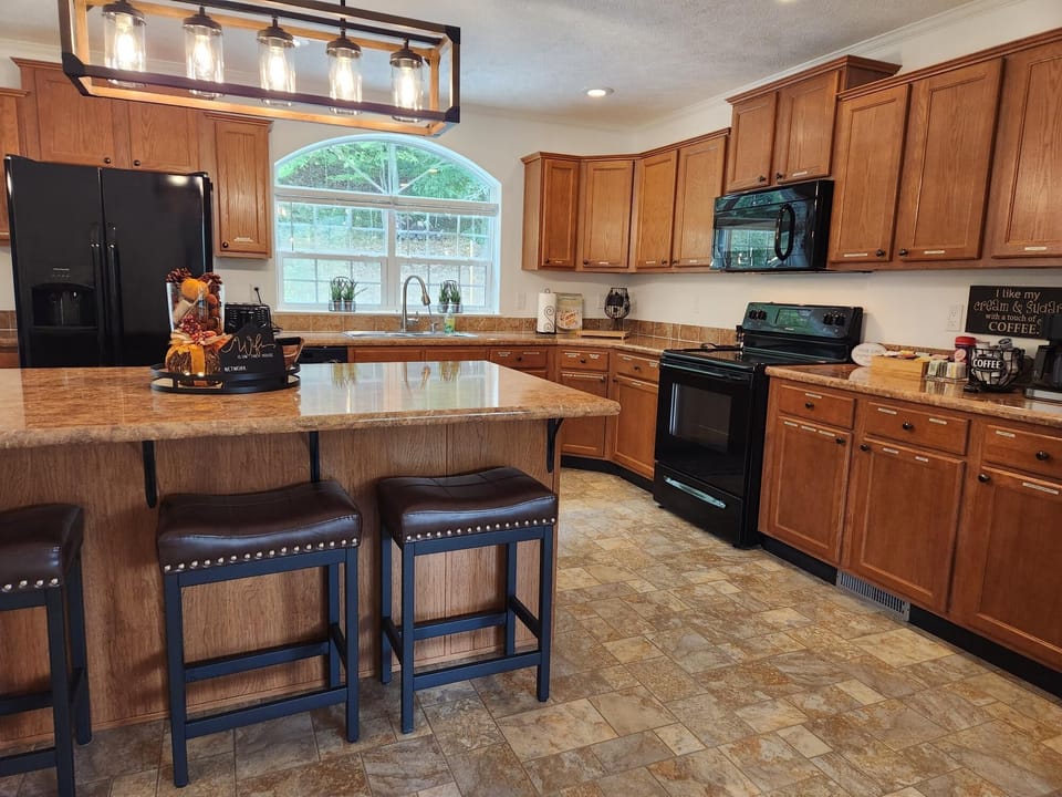 Make those cooking memories in this kitchen