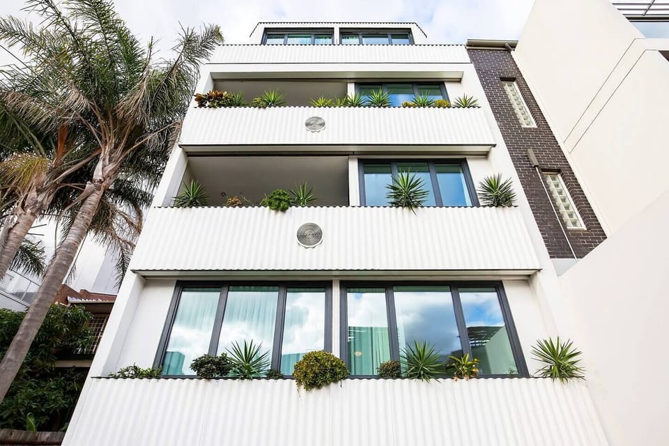 Welcome to the Fern, an everything but ordinary stay! The boldest step in the five year process of development has been building to the Passive House Standard - a rigorous, scientific method of building high comfort, low energy homes of the future.