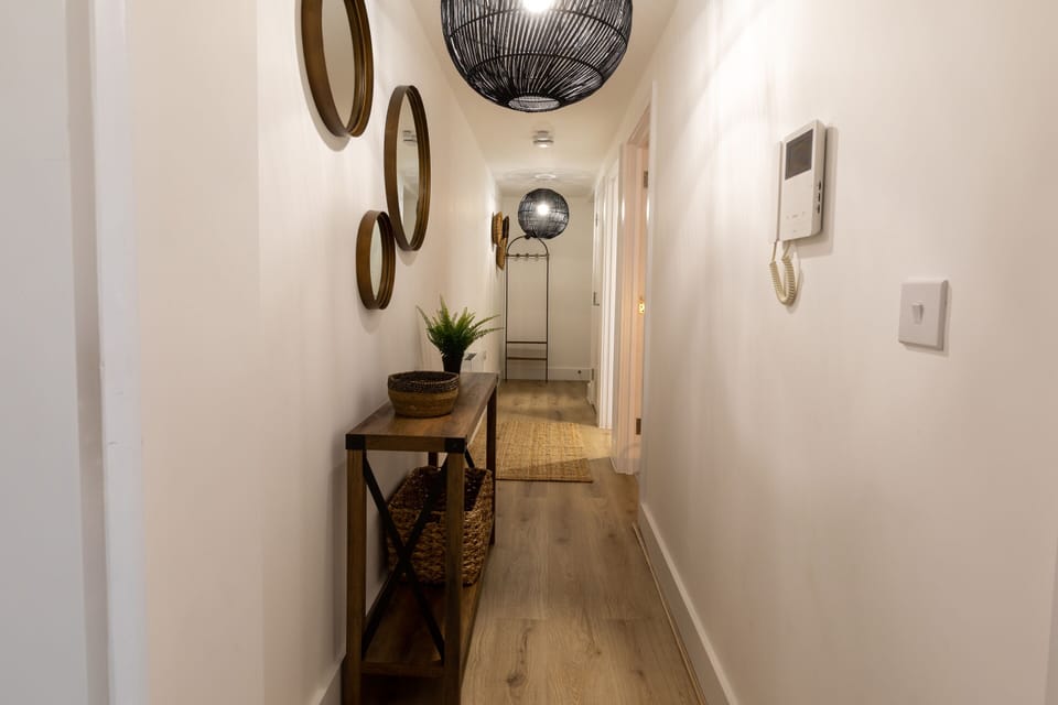 Entrance / Lobby