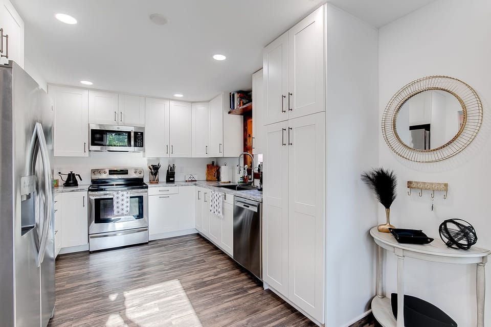 Modern countertops and plenty of counter space to go around.
