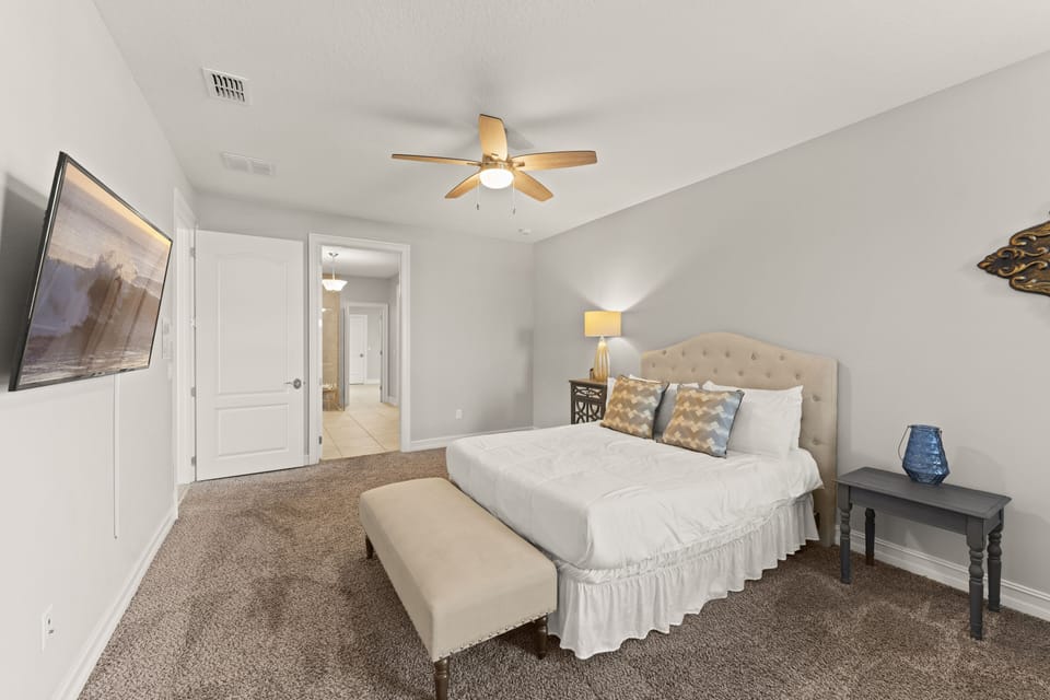 Large master bedroom