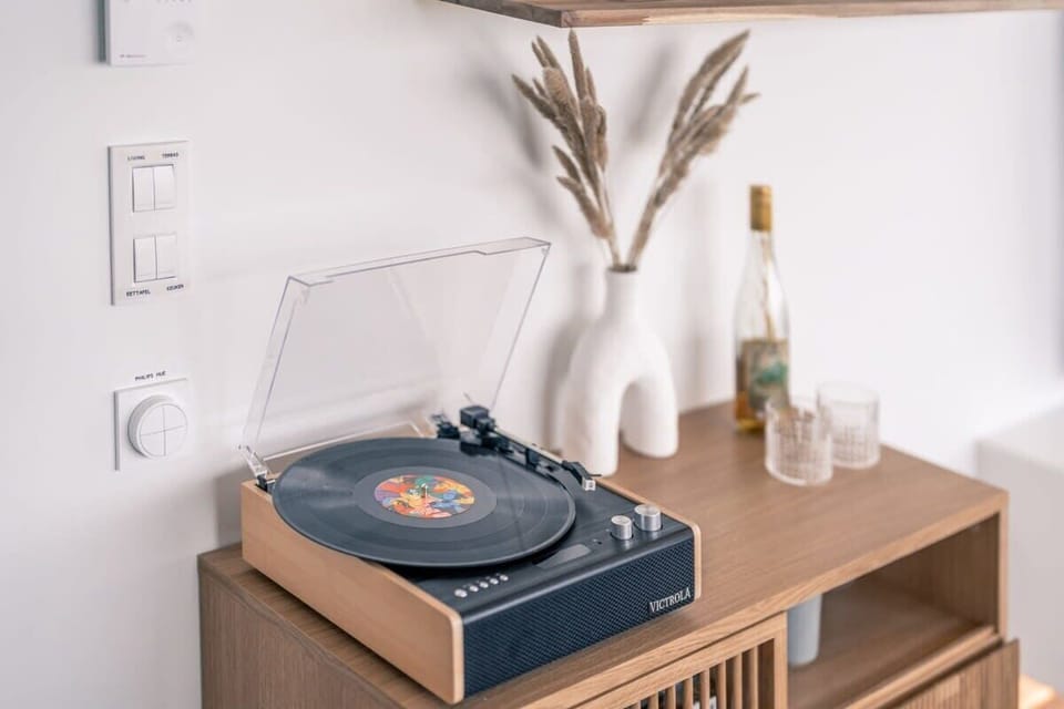 Turntable