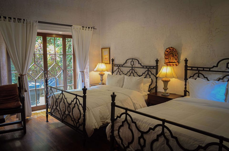 Twin beds, because great sleep comes in pairs.