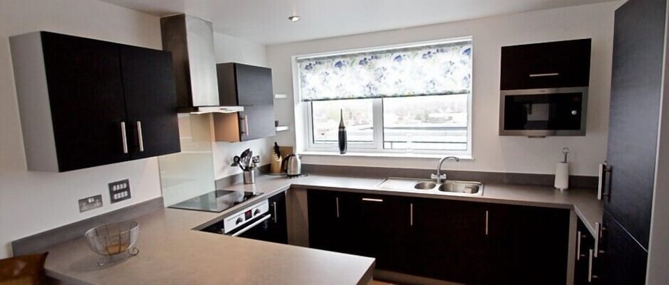 Kitchen (2)
