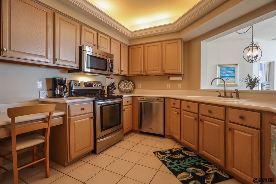 Wonderfully Large and Fully Equipped Kitchen