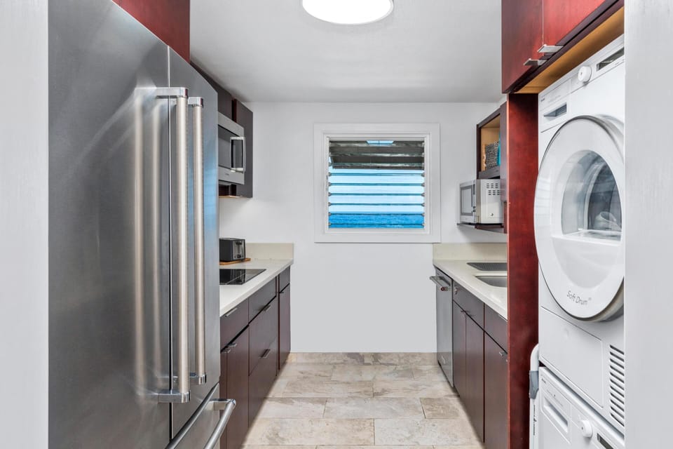 Kitchen connected to the desk area/living room