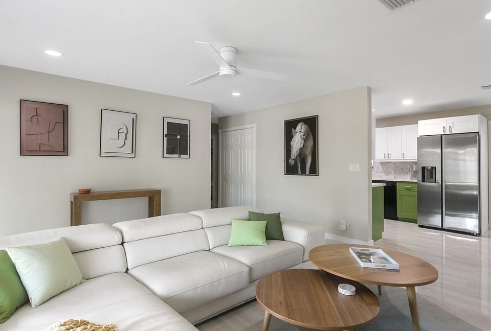 living room to kitchen