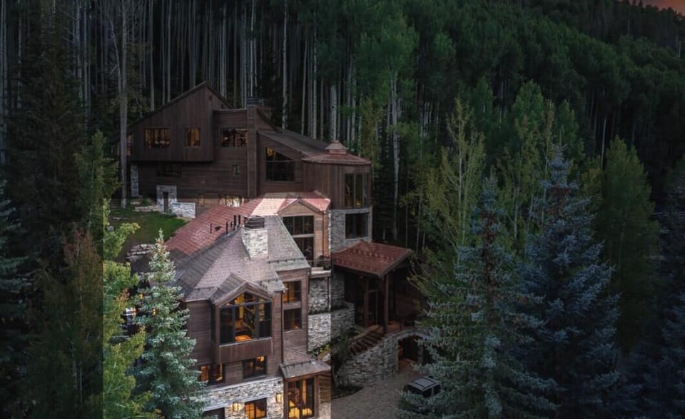 Exterior - Summer