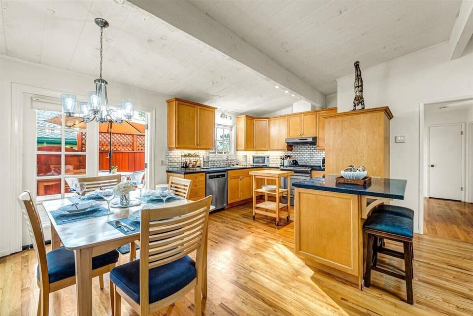 Kitchen and Table