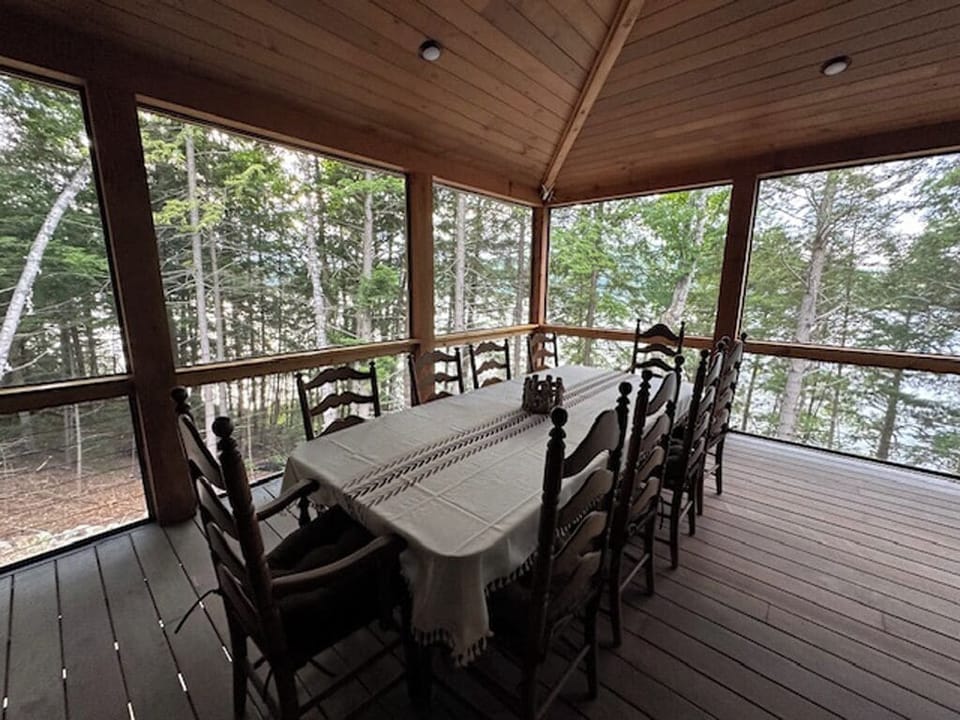 Screen porch dining area