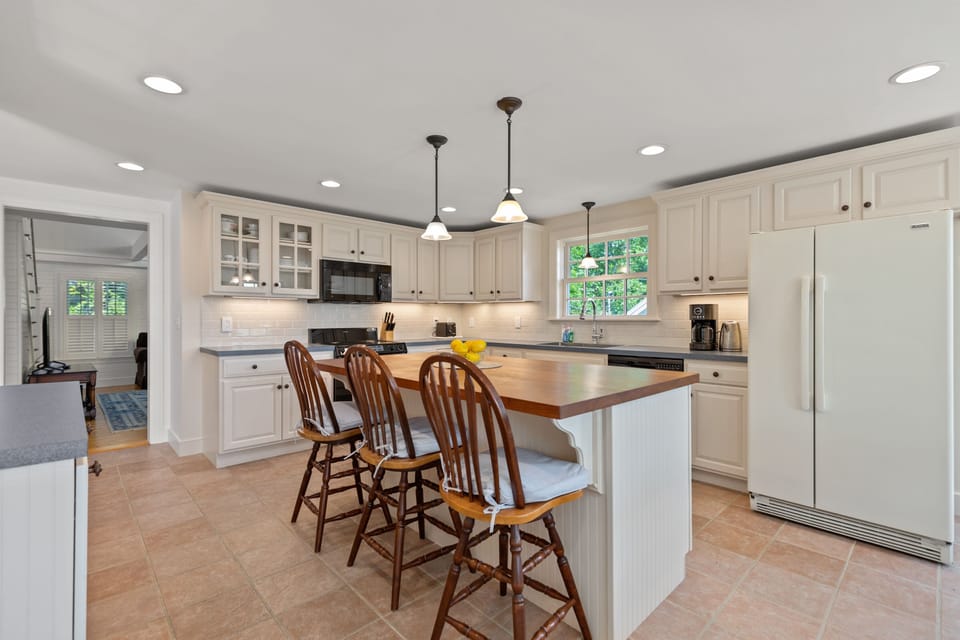 Large, stocked kitchen