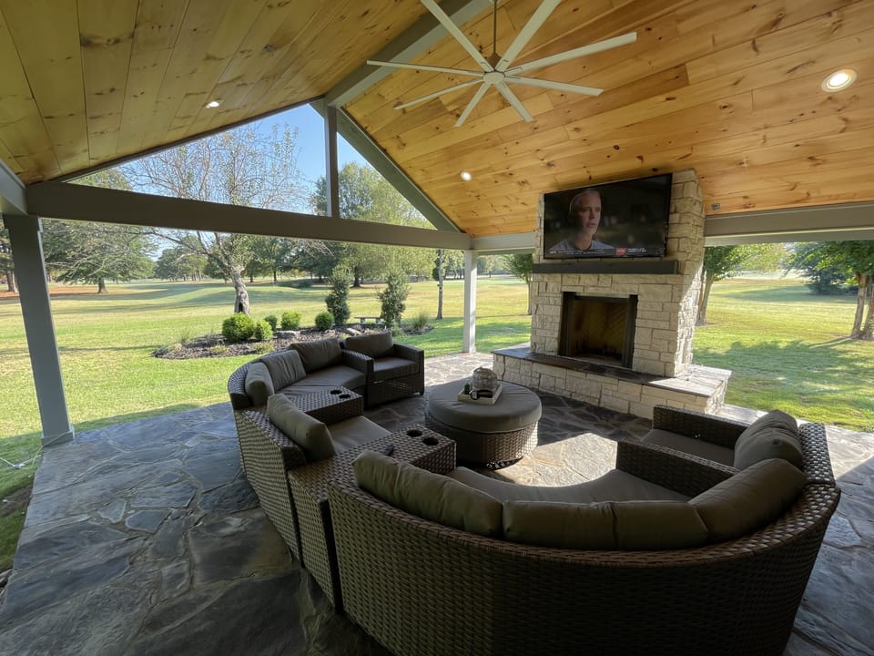 Outdoor Living Room with views of No. 18 Tee Box