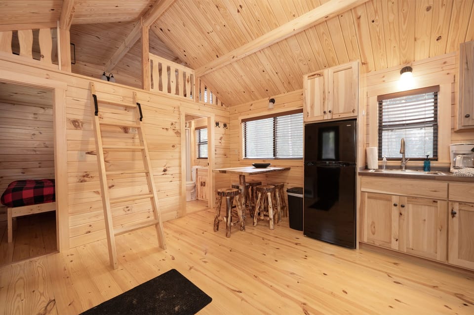 Thunderbolt Cabin