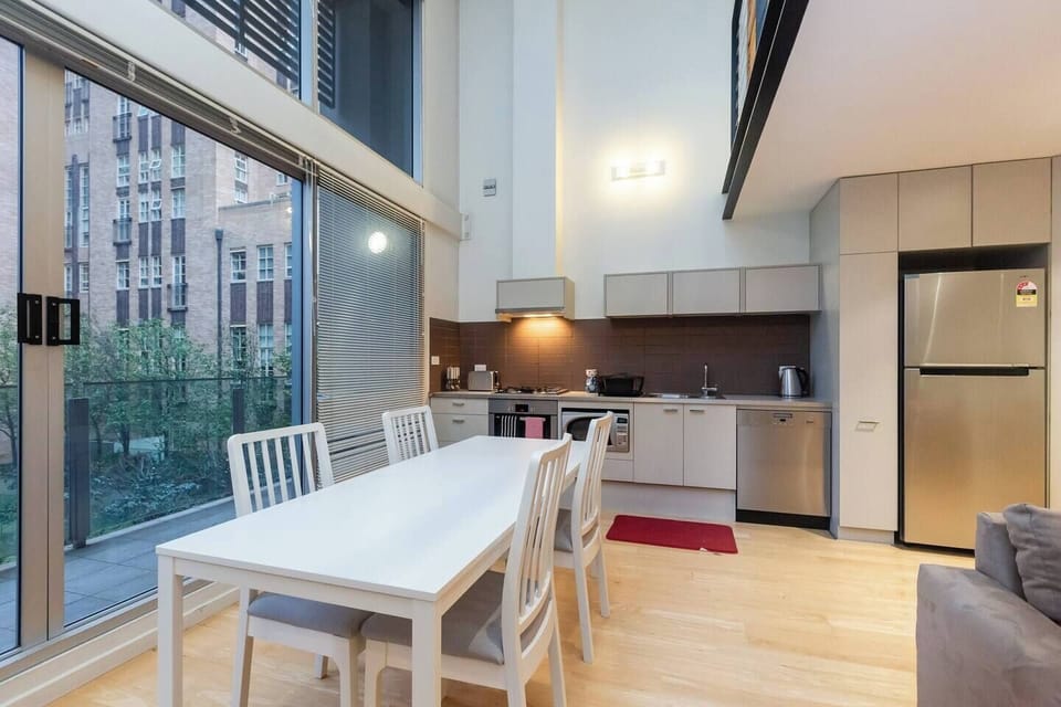 Dine together at the four seater table or sample the dozens of restaurants on your doorstep. 