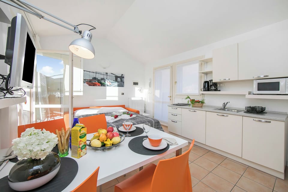 Kitchen and dining area