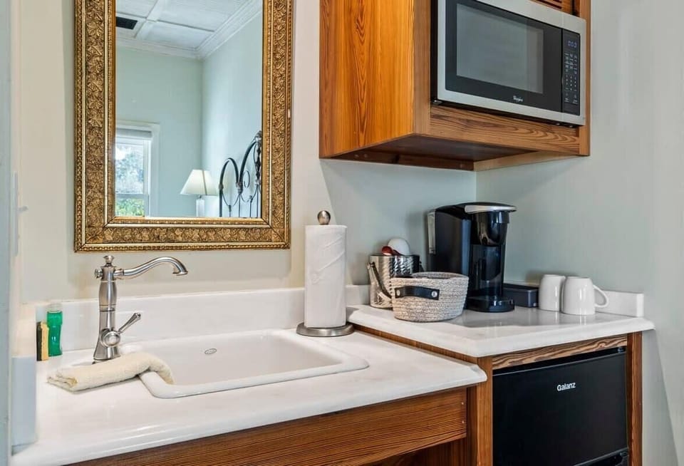 Kitchen area