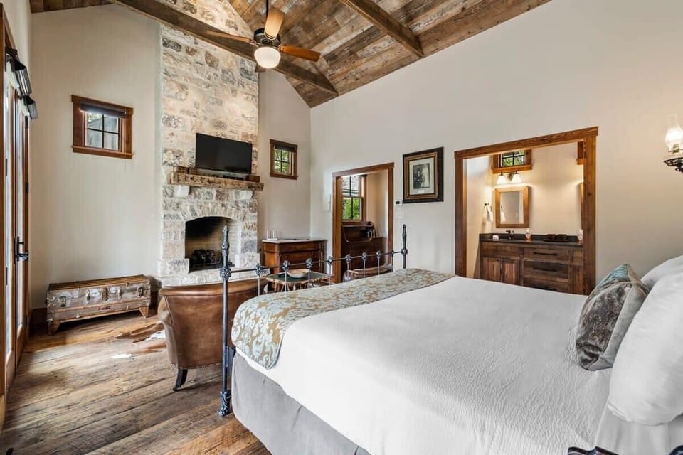 Bed and living area