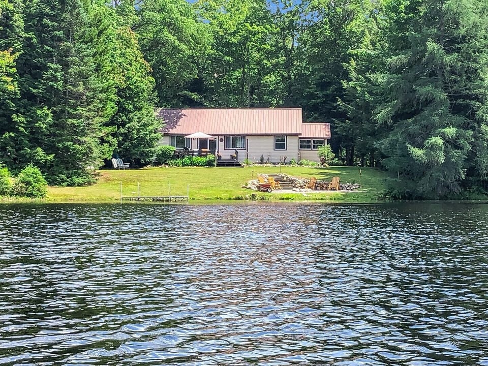 Camp 173 on Lake Easka