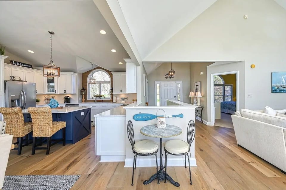 spacious living and dining upstairs 