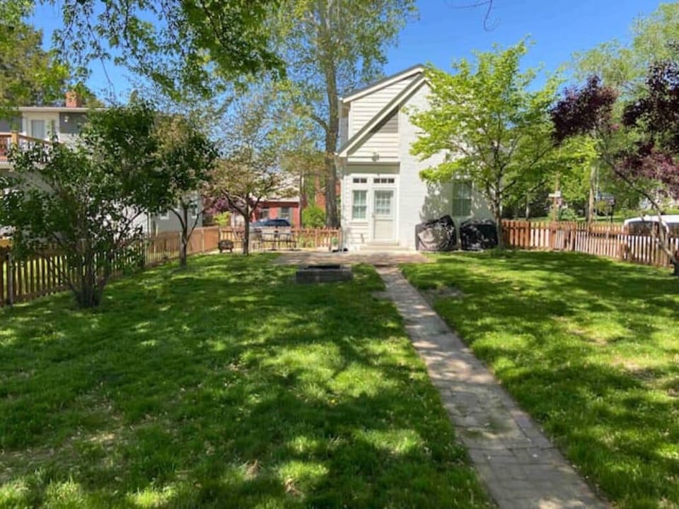 Beautiful and peaceful fenced backyard
