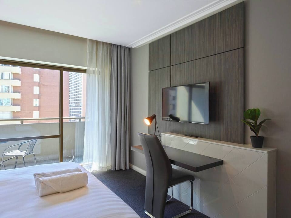 The studio features a work desk as well as Wi-Fi throughout.