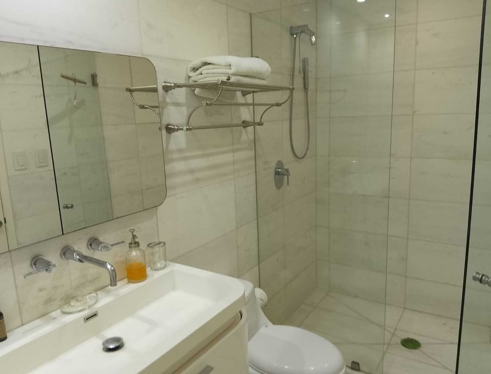Main Bathroom