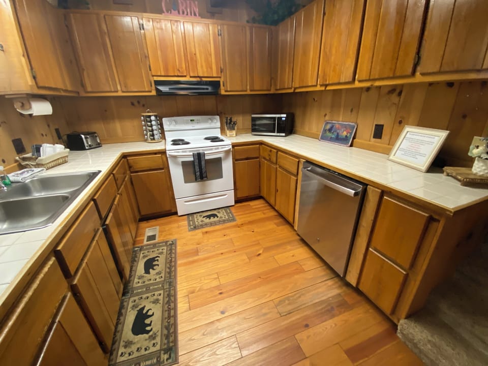 BFRR UpClose Kitchen