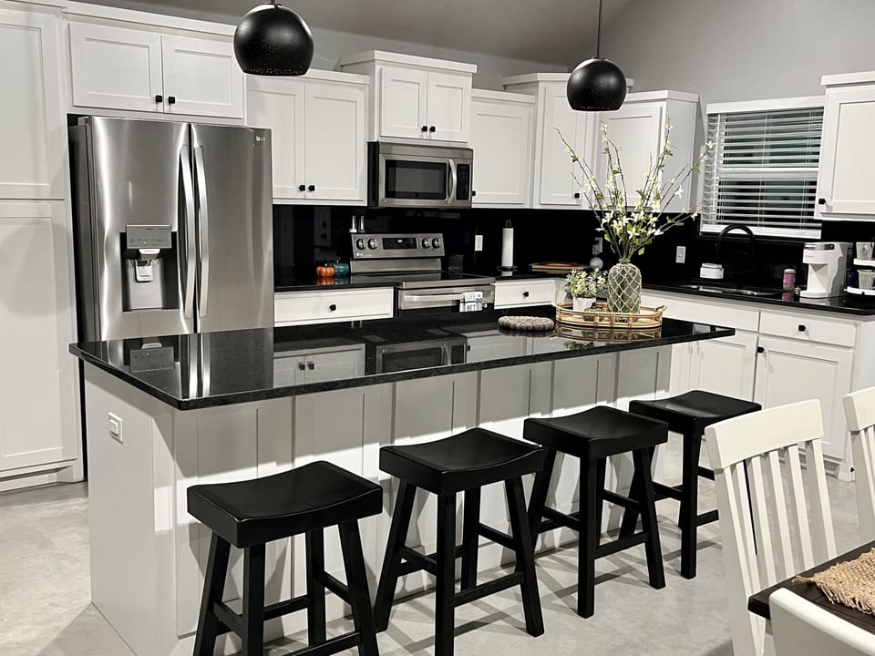 Fully equipped kitchen