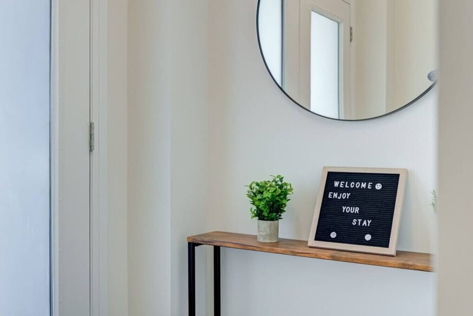 From the moment you walk in, you’re greeted with warmth and thoughtful touches that make you want to drop your bags, relax, and stay awhile. Your perfect getaway starts here.