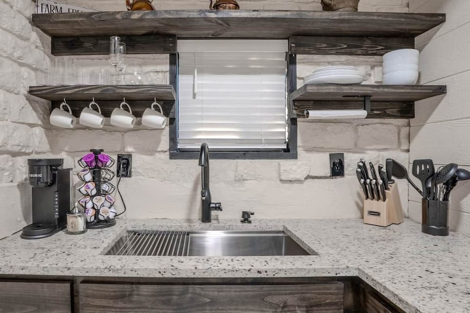 Fully stocked Kitchen with Keurig coffee maker 
