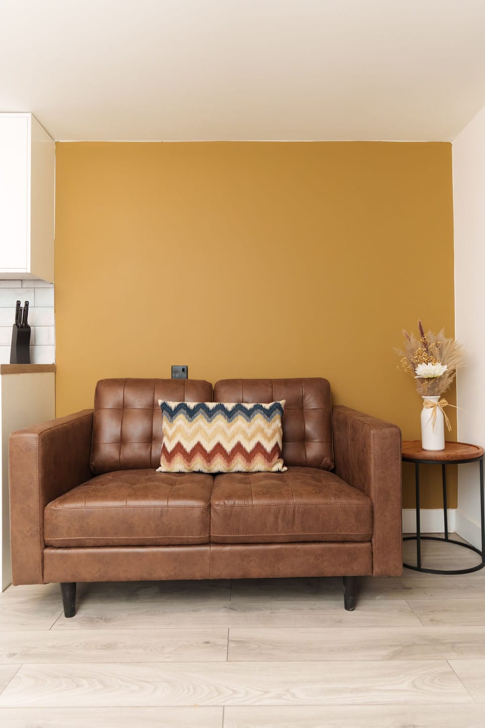Living Room / Lounge