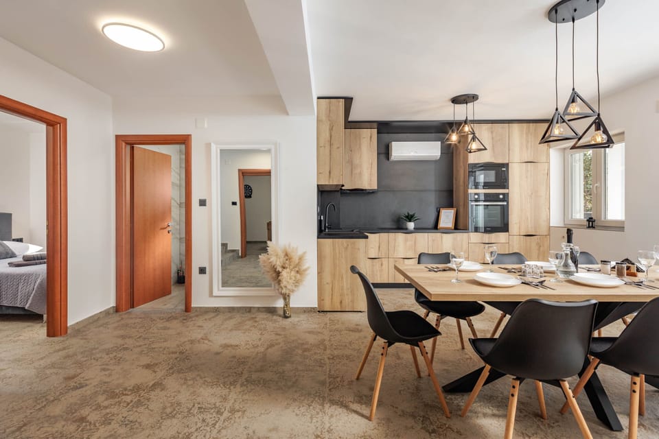 Kitchen and dining area