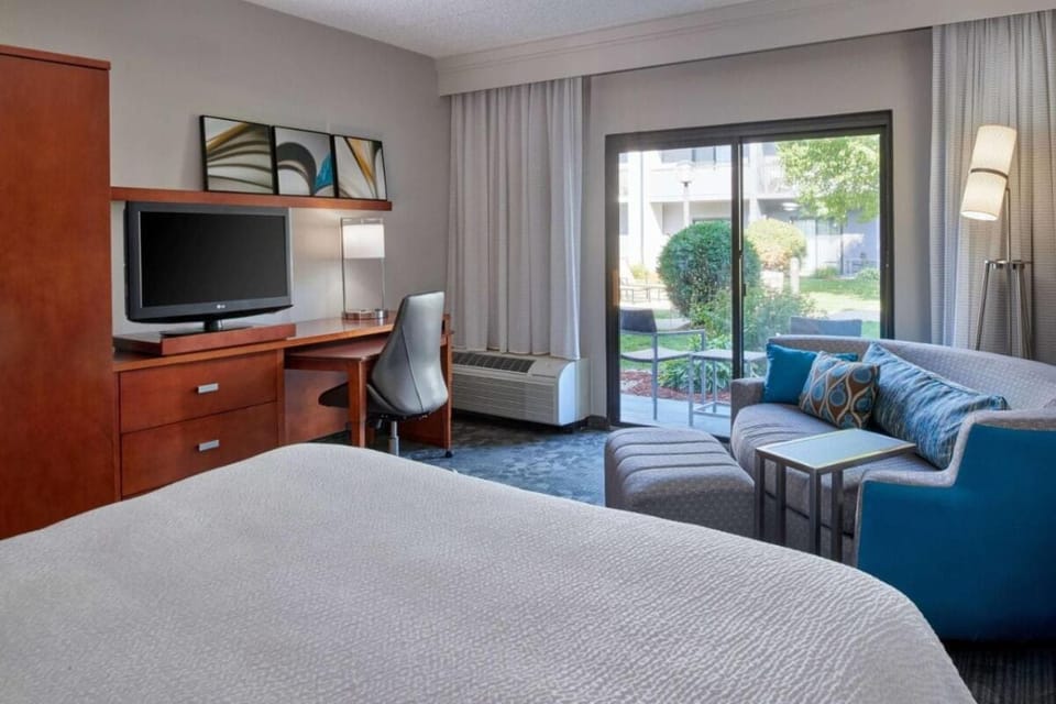 Sofa bed. Exact unit will be assigned upon arrival. Views, colors and decor may vary.