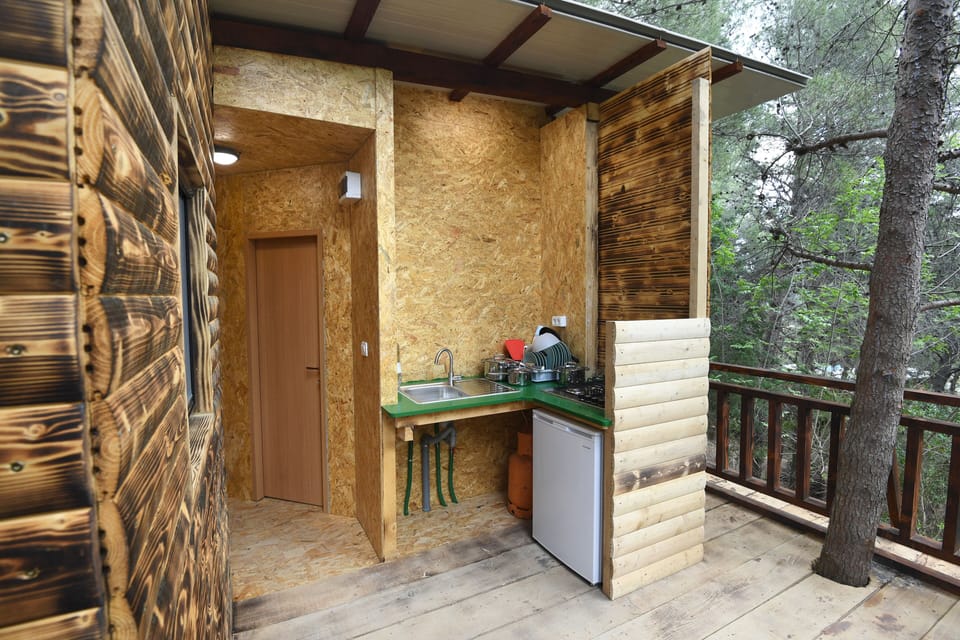 Outdoor Kitchen