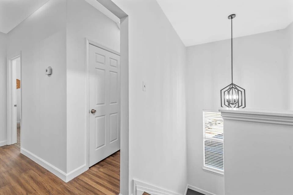 Let's check out the second floor!