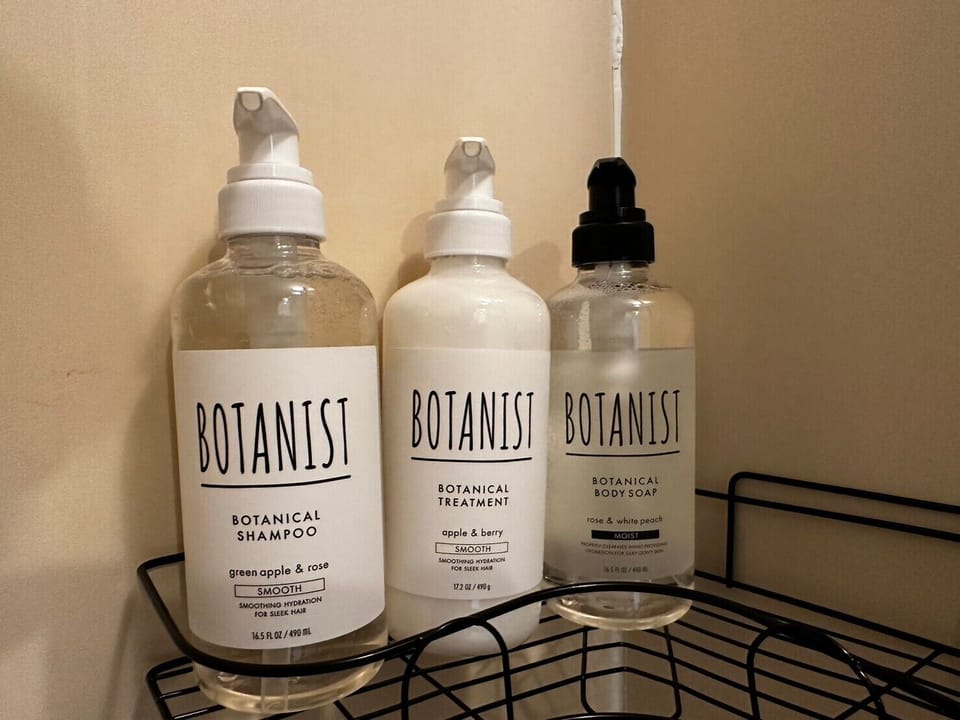 Bathroom amenities