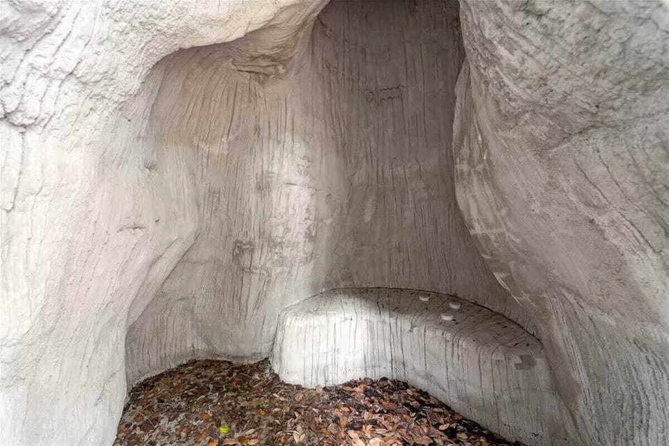 Nature-inspired treehouse