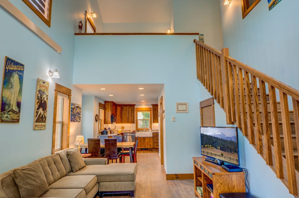 Interior view of Barnes on Boundary A