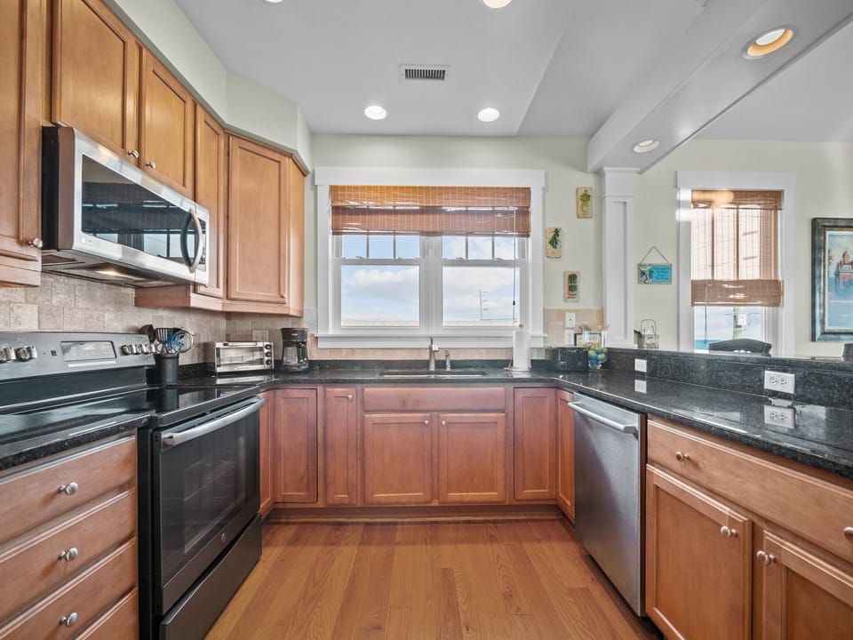 Kitchen - Kitchen