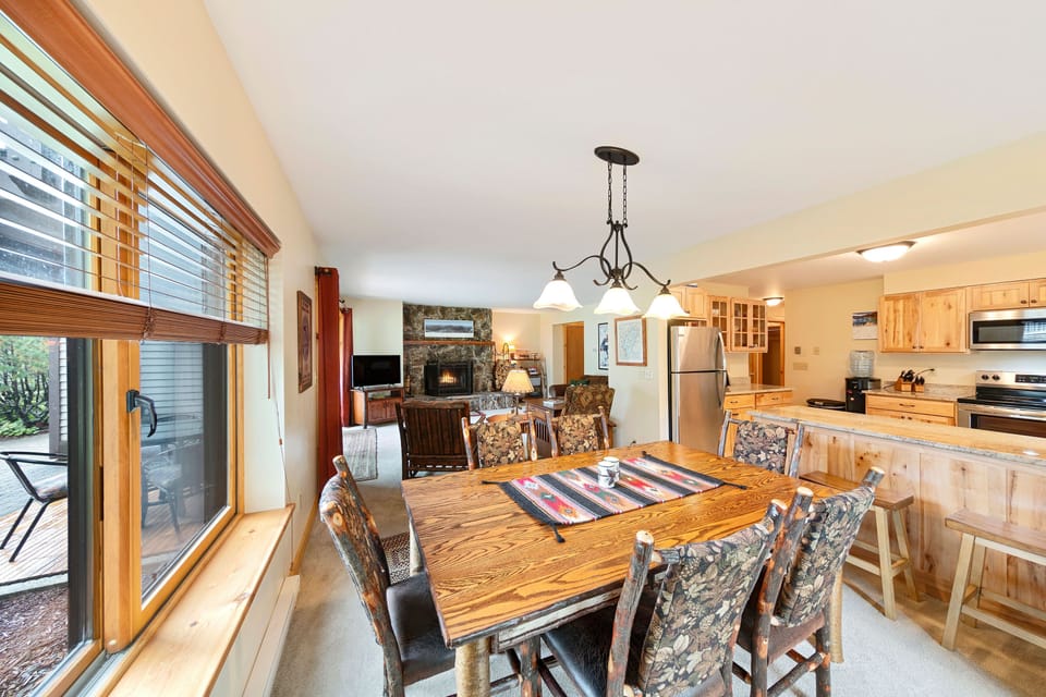 The dining room area, which seats 6 and is open into the kitchen... 