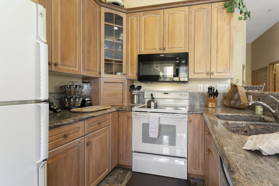 Fully stocked kitchen