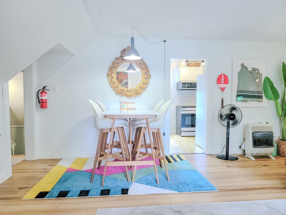 Versatile seating for meals or card games.