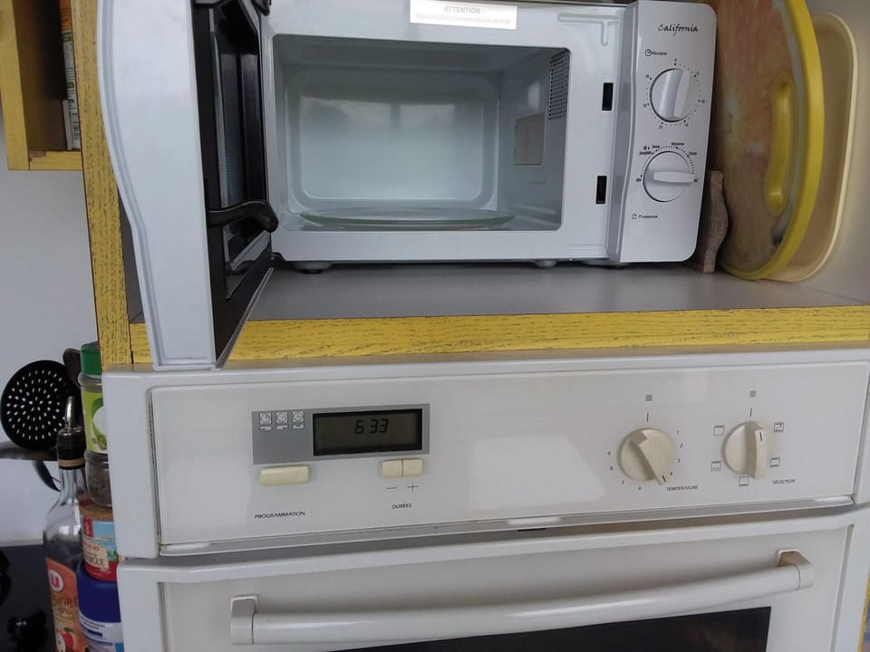 Oven