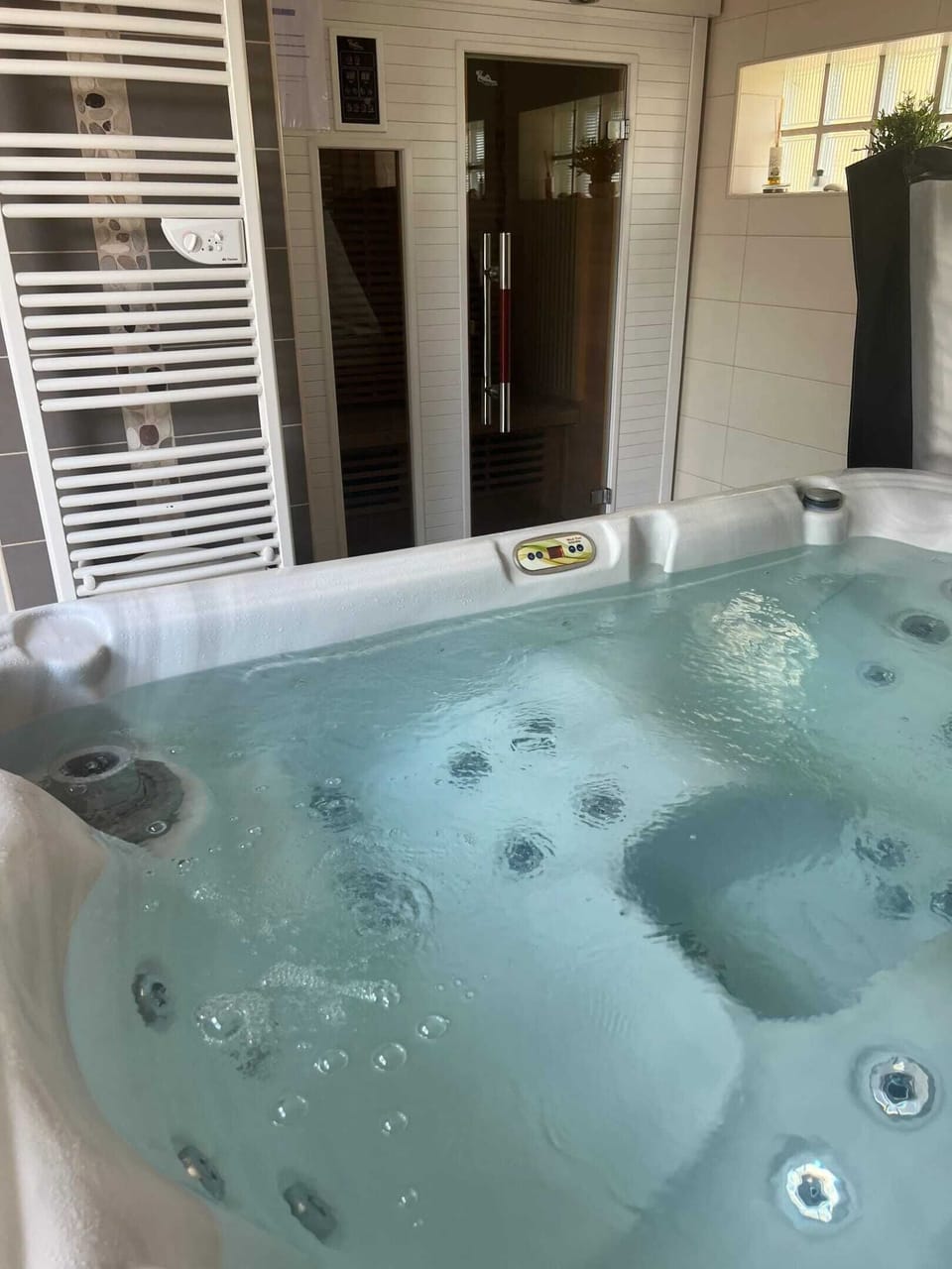 Jacuzzi