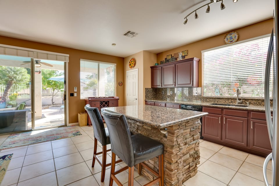 Kitchen | Free WiFi | Central A/C & Heat