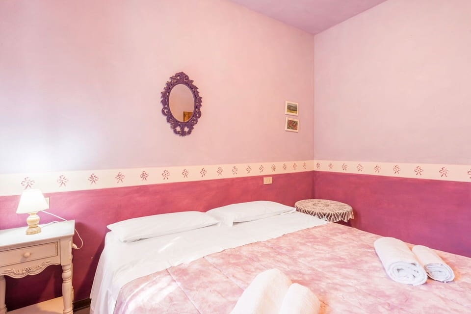 Autumn, Bedroom, Spring, Summer