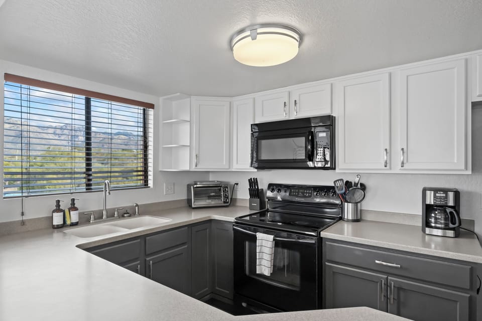 Well-equipped kitchen for home-cooked meals