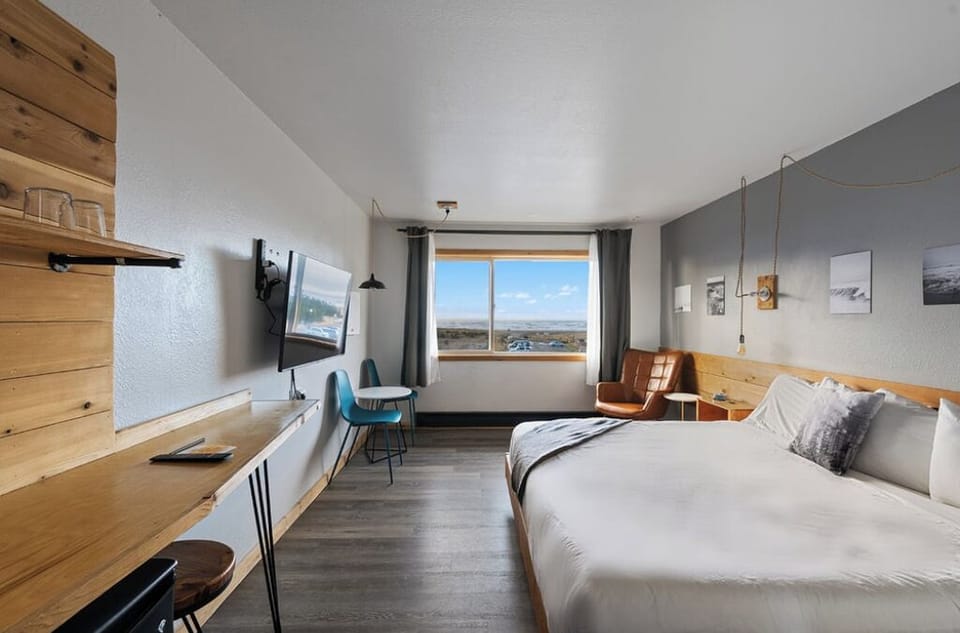Bedroom. Interior and views may vary based on location and availability.