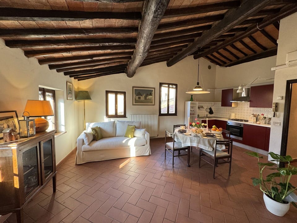 Furniture, Wall, Flooring, Interior Design, Ceiling, Floor, Home, Room, Chair, Table